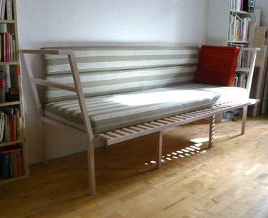 sofa2-375